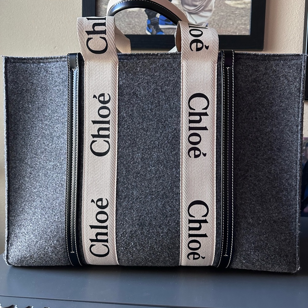 Chloe Large Woody Tote Bag, Grey